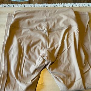 HeyNuts Light Brown Leggings (Lulu align dupes)